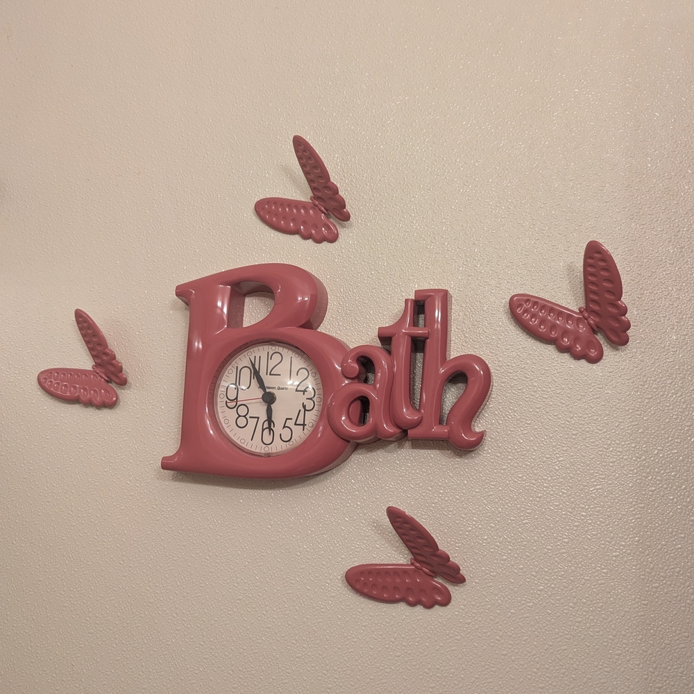 AMAZING SET!! Pink Vintage Burwood Bath Clock With Matching Butterflies